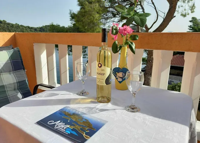 Апартаменты Vinko Mljet- One-bedroom With Terrace A4 *