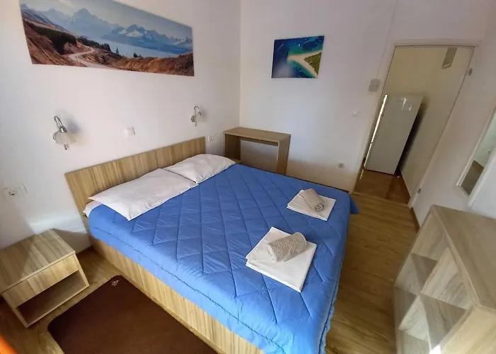 Vinko Mljet- One-bedroom With Terrace A4 Собра