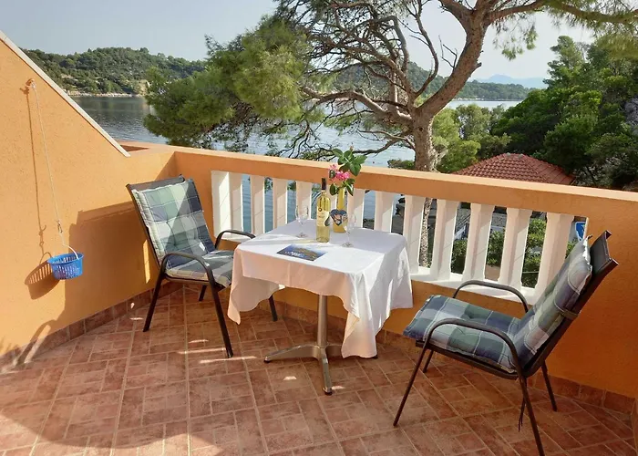 Vinko Mljet- One-bedroom With Terrace A4 *
